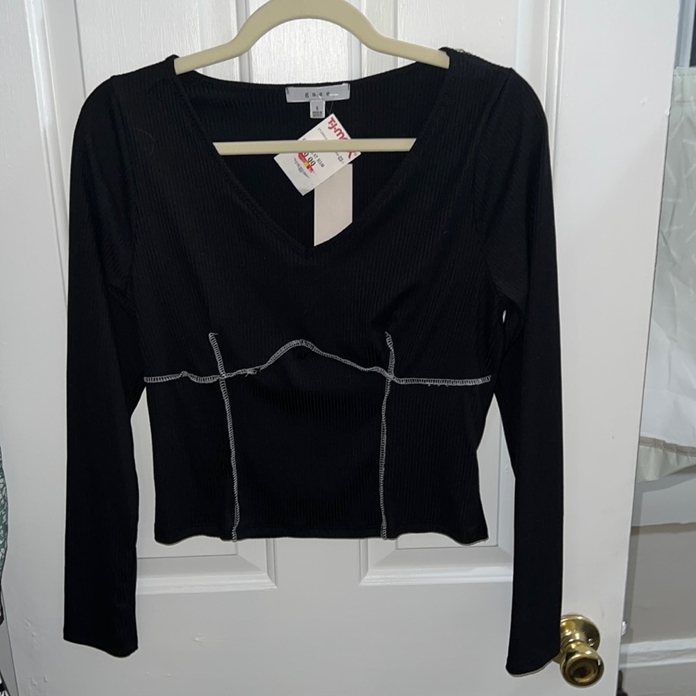 Black Crop Top w/ Stitching Design